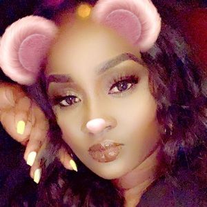 Meet your Posher, Francine